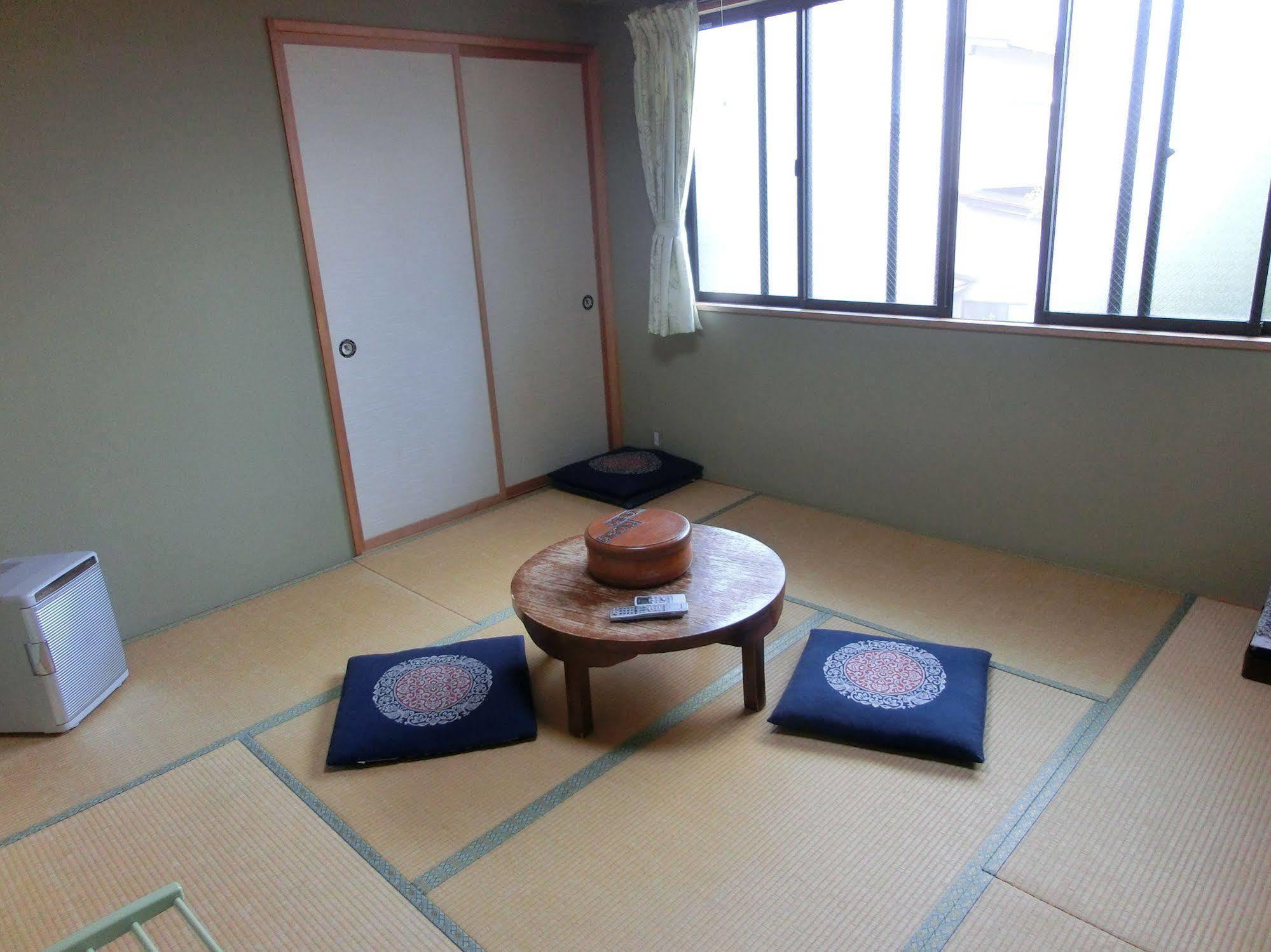 Hotel Oyado Iguchi à Takayama  Extérieur photo